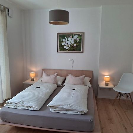 Haus Hafner Sonniges Apartment Terlano Exteriör bild